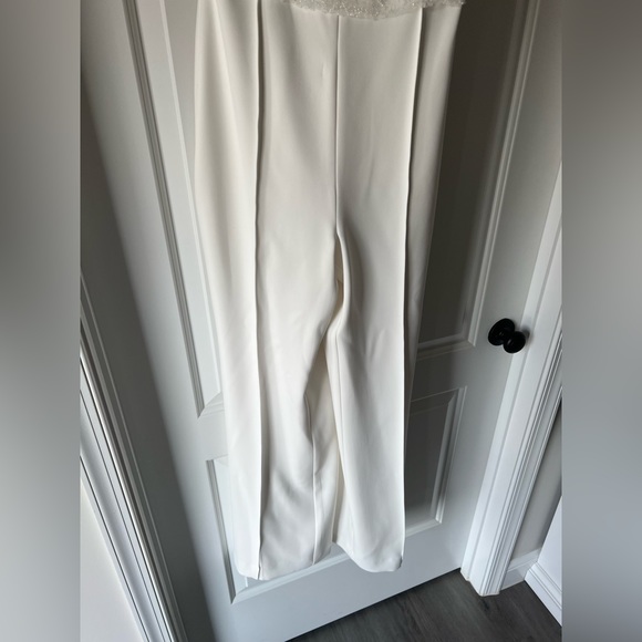 White AMSALE pant jumpsuit with beaded top Size 0 - Picture 8 of 9